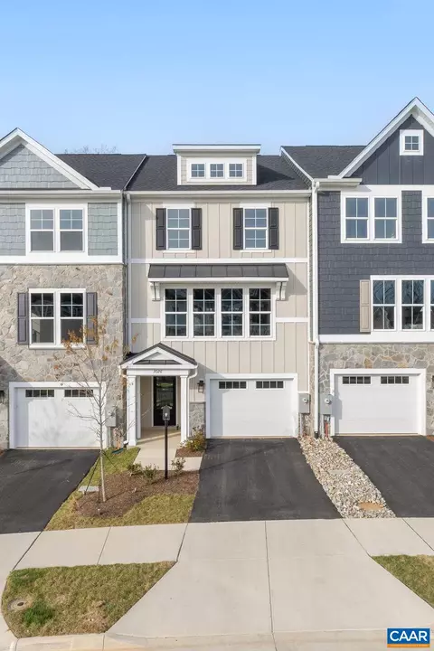 4 403 Fowler St # B, Charlottesville, VA 22901