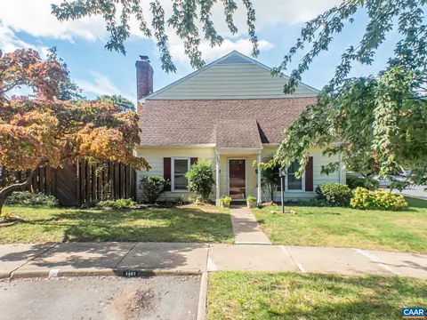 1461 Minor Ridge Ct, Charlottesville, VA 22901