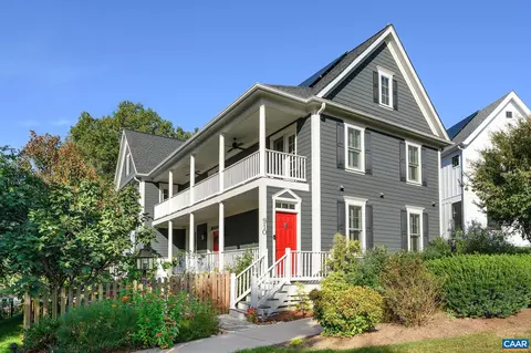 910 Lochlyn Hill Ln, Charlottesville, VA 22901