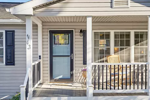 43 Bartley St, Staunton, VA 24401