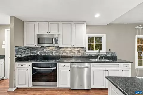 Kitchen - 314 Cedar Blf, Louisa, VA 23093 photo 2 of 4
