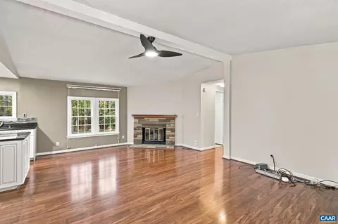 Living - 314 Cedar Blf, Louisa, VA 23093 photo 4 of 6
