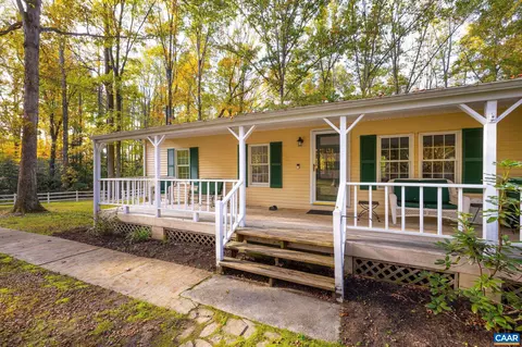 Exterior - 314 Cedar Blf, Louisa, VA 23093 photo 16 of 17
