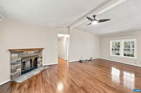 Living - 314 Cedar Blf, Louisa, VA 23093 photo 6 of 6