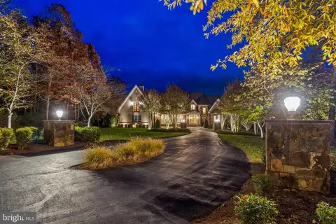 4048 Fairway Dr, Keswick, VA 22947