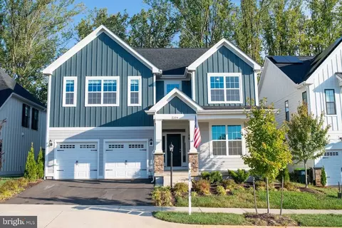 204 Bishopgate Ln, Crozet, VA 22932