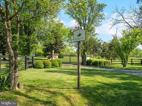 6478 Gordonsville Rd, Keswick, VA 22947