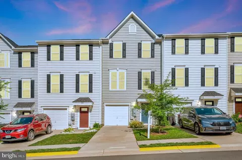 2138 Elm Tree Ct, Charlottesville, VA 22911