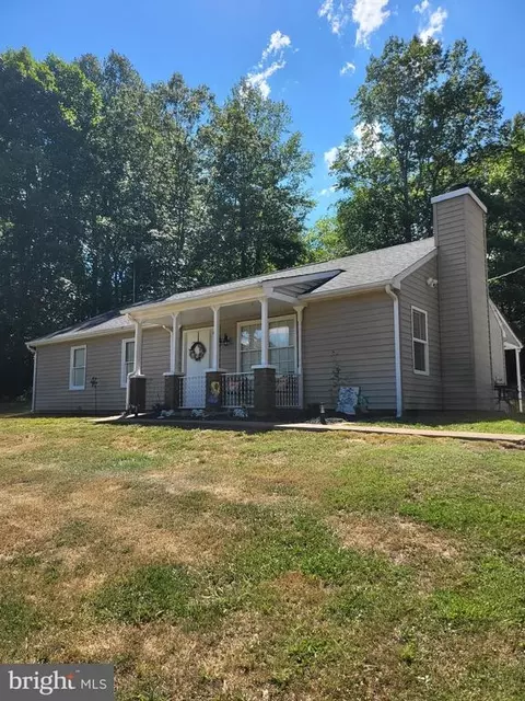 6594 Esmont Rd, Keene, VA 22946