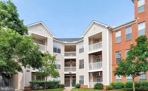 310 Riverbend Dr #4C, Charlottesville, VA 22911