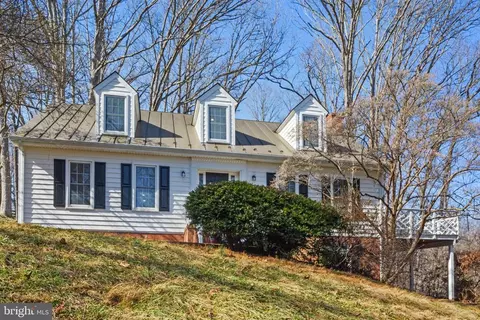 2630 Meriwether Dr, Charlottesville, VA 22901 photo 3