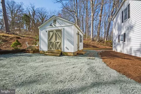 2630 Meriwether Dr, Charlottesville, VA 22901 photo 4