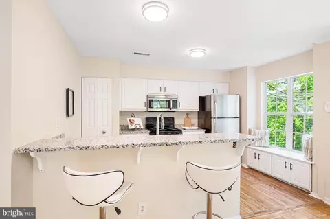 1259 Maple View Dr, Charlottesville, VA 22902 photo 8