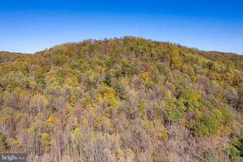 Blandemar Dr, Charlottesville, VA 22903