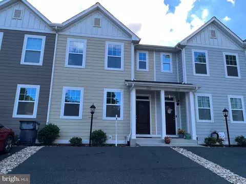 155 Longwood Dr, Charlottesville, VA 22903