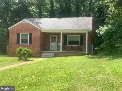 105 Azalea Dr, Charlottesville, VA 22903