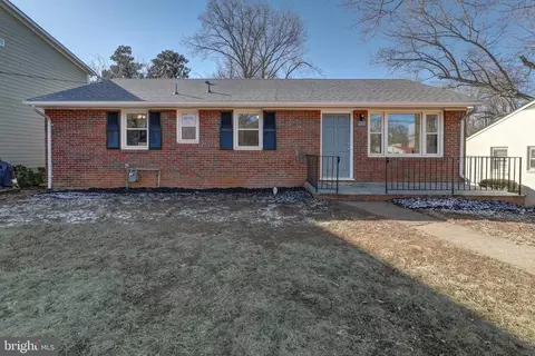 302 Harris Rd, Charlottesville, VA 22903
