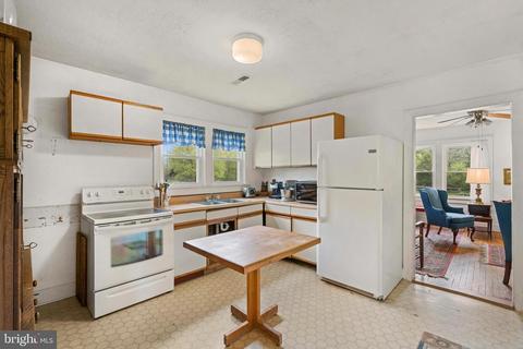 24258 Somerville Rd, Mitchells, VA 22729 photo 6