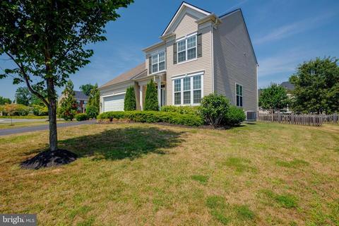 904 Augustine Dr, Culpeper, VA 22701 photo 2