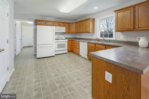 16398 Shadow Dr, Culpeper, VA 22701 photo 9