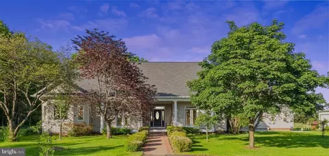 10501 Twin Mountains Rd, Rapidan, VA 22733