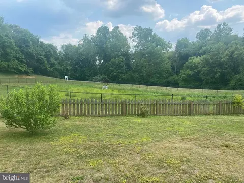 863 Woodcrest Loop, Culpeper, VA 22701 photo 3