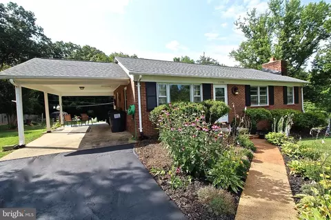 11098 Scott St, Culpeper, VA 22701