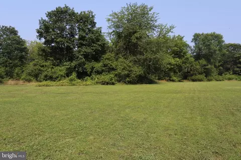 23539 Revercomb Rd, Lignum, VA 22726