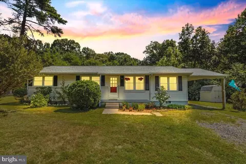 7141 Eggbornsville Rd, Rixeyville, VA 22737