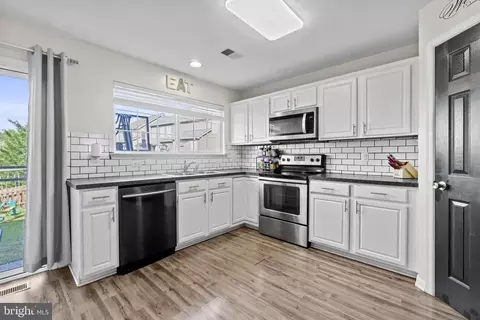 710 Blossom Tree Rd, Culpeper, VA 22701 photo 2