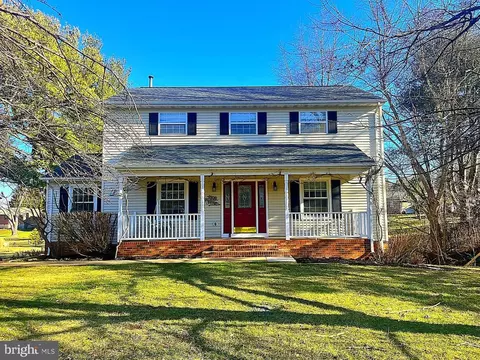 2300 Maplewood Dr, Culpeper, VA 22701
