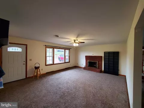 441 Azalea St, Culpeper, VA 22701 photo 5
