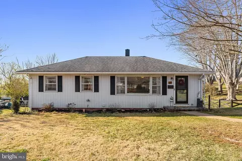 137 Garr Ave, Culpeper, VA 22701