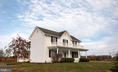 18499 Auburn Rd, Brandy Station, VA 22714