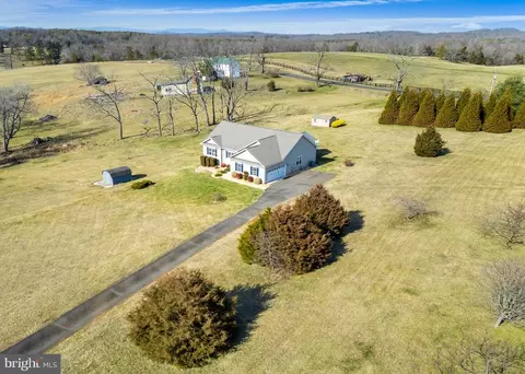 10067 Bella Pointe Dr, Culpeper, VA 22701