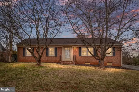 1006 Nottingham St, Culpeper, VA 22701