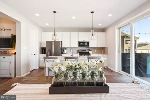 Kitchen - 2164 Juniper Dr, Culpeper, VA 22701 photo 3 of 4