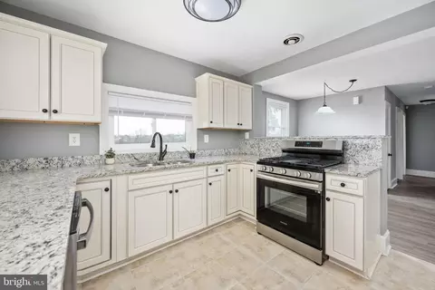 614 3rd St, Culpeper, VA 22701 photo 2