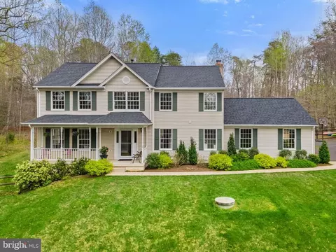 2748 Wildwood Cir, Amissville, VA 20106