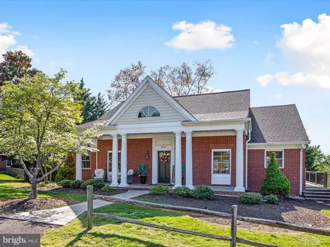 1126 Oaklawn Dr, Culpeper, VA 22701