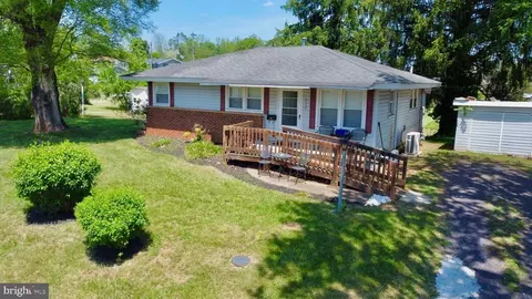 512 4th St, Culpeper, VA 22701 photo 2