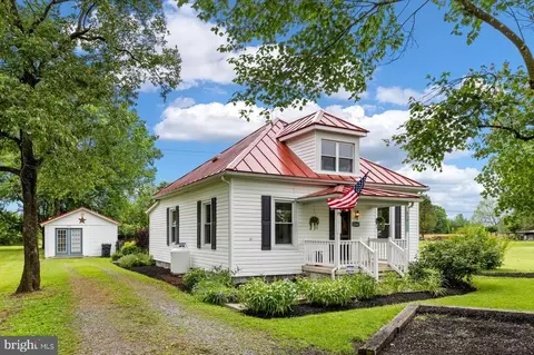 12162 Mitchell Rd, Mitchells, VA 22729 photo 2