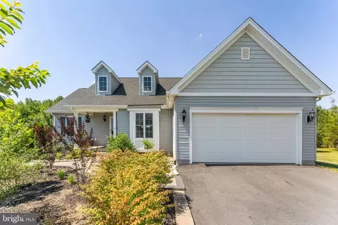 9198 White Shop Rd, Culpeper, VA 22701
