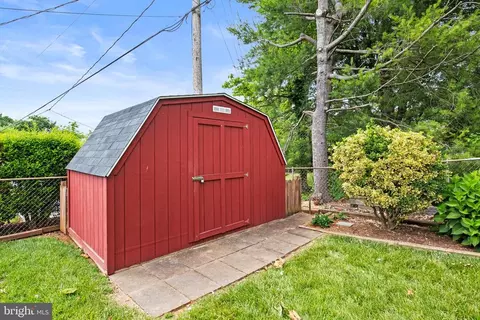 300 Chestnut Dr, Culpeper, VA 22701 photo 13