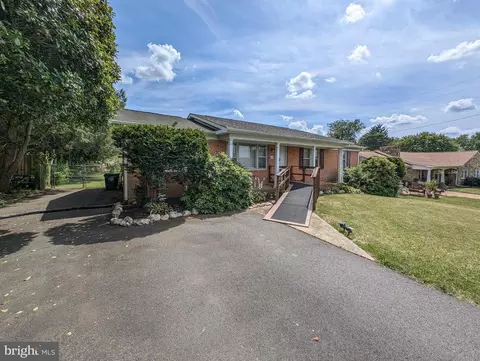 431 Azalea St, Culpeper, VA 22701 photo 3