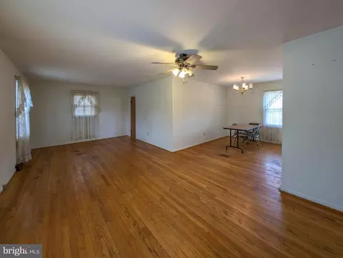 431 Azalea St, Culpeper, VA 22701 photo 4