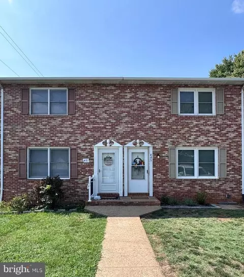 405 Willow Lawn Dr, Culpeper, VA 22701