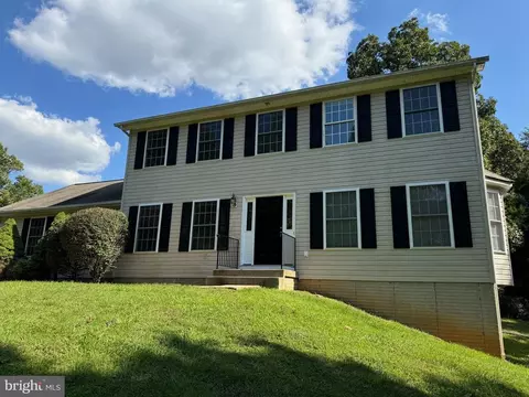 12089 Stonehouse Mtn, Culpeper, VA 22701