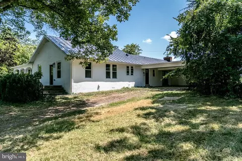 21055 Old Orange Rd, Culpeper, VA 22701