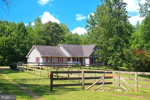 3393 Cabin Rd, Reva, VA 22735